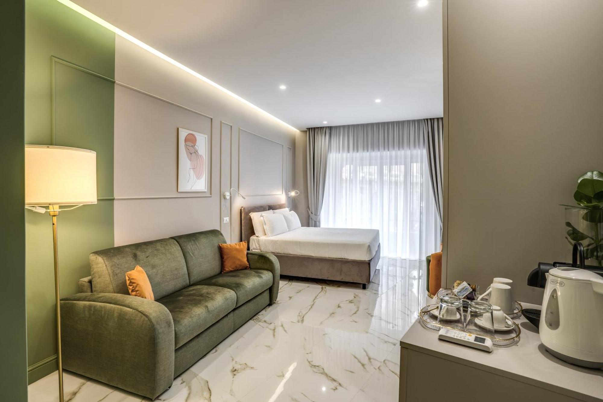 Hotel The Oasis à Naples Extérieur photo